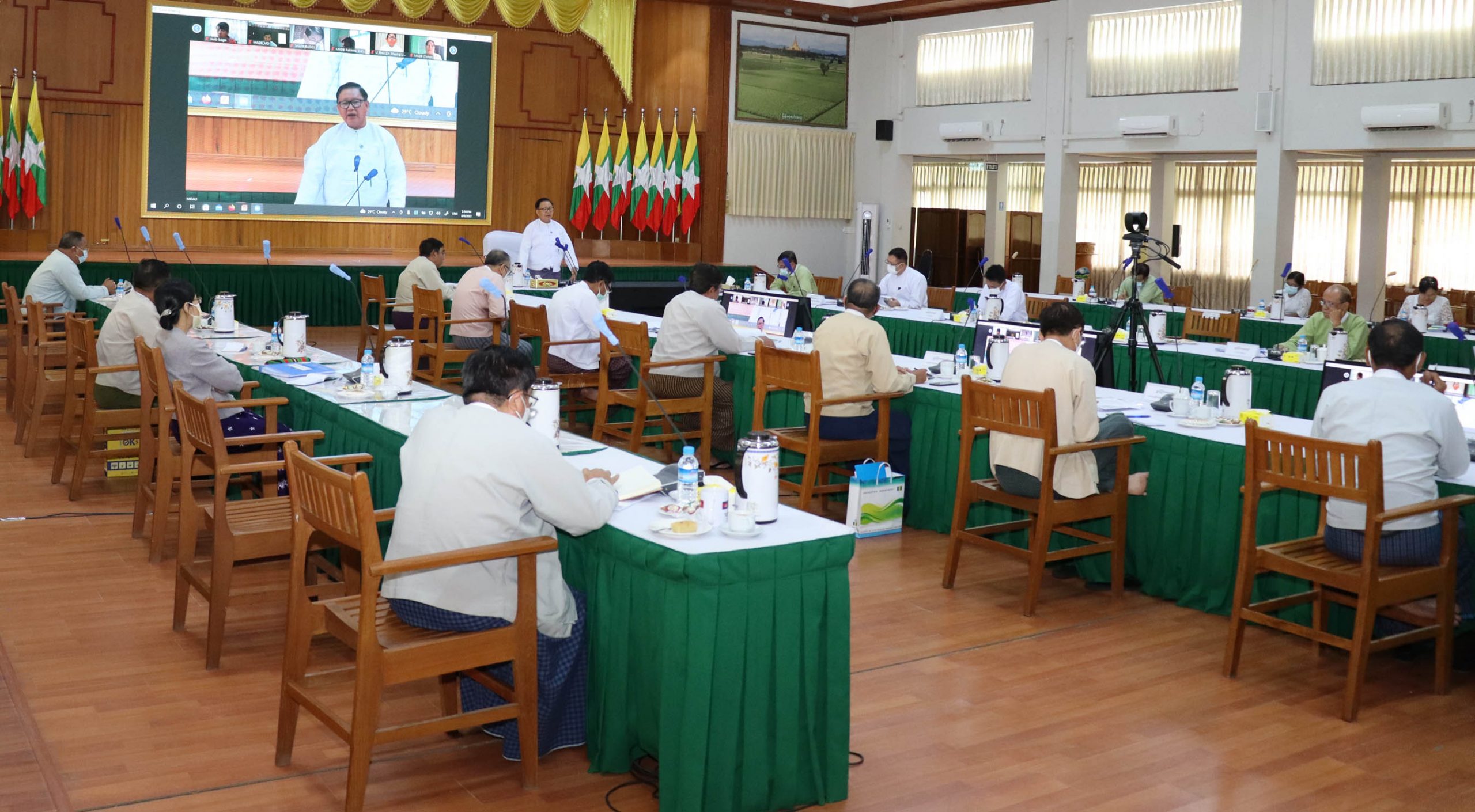 အကျိုးတူ လယ်ယာစနစ်ဖြင့် သီးနှံများ စိုက်ပျိုး ထုတ်လုပ်ခြင်း နှင့် အကျိုးတူစနစ်ဖြင့် ရေချိုပုစွန် မွေးမြူထုတ်လုပ်ခြင်းလုပ်ငန်း ဆောင်ရွက်ရန် နိုင်ငံတော်က ချေးငွေ ထုတ်ပေးမည်